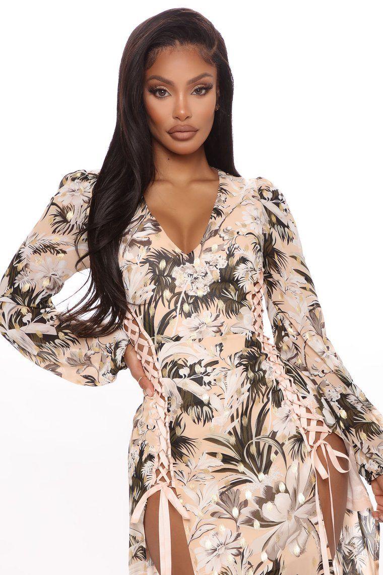 10 Types of Maxi Dresses for Women - Stylemein