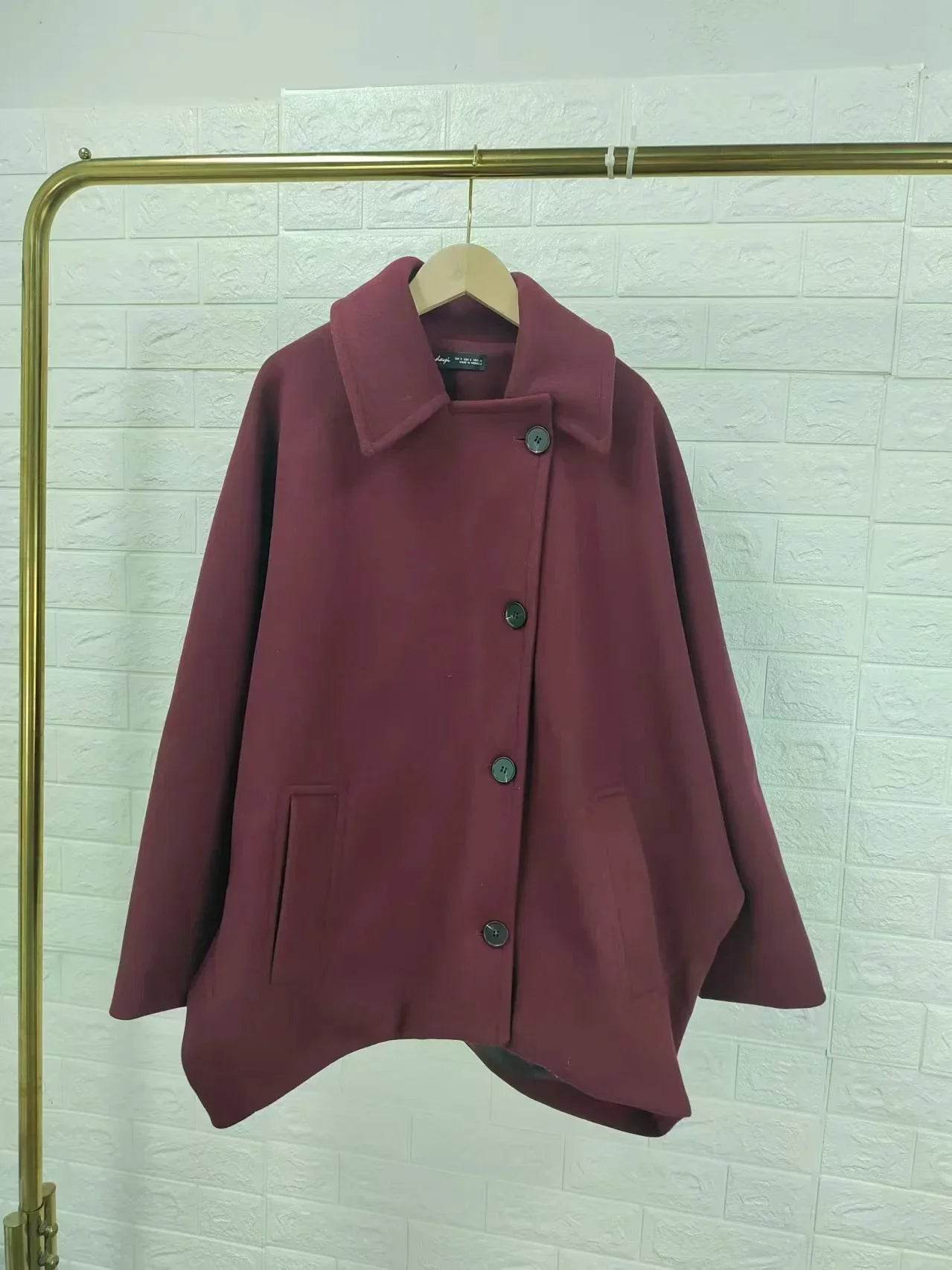 Chic Polo Neck Short Blended Coat: Winter's Essential Cloak Sleeve Top - Stylemein