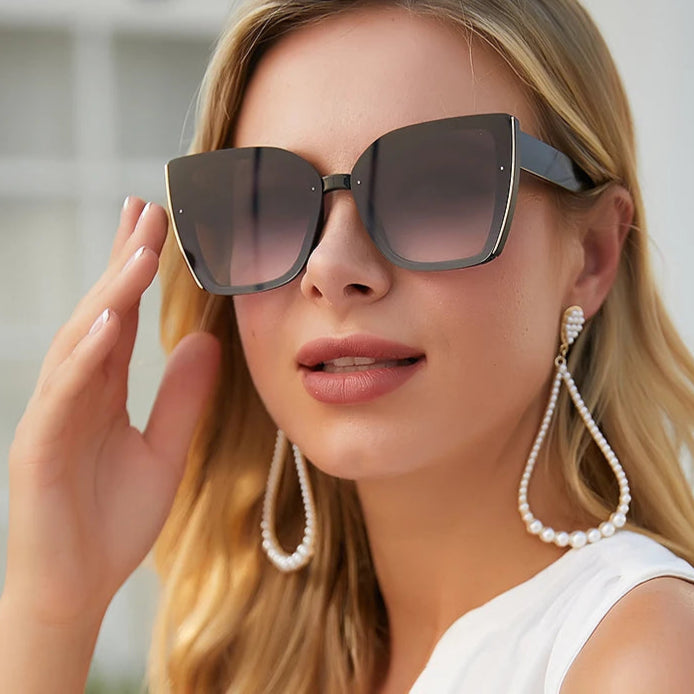 Oversized Cat Eye Sunglasses – Retro Square Frame Fashion Eyewear for Women & Men
