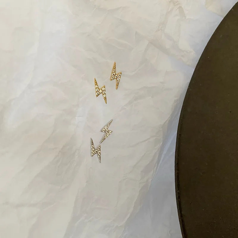 Pavé crystal stud earrings

