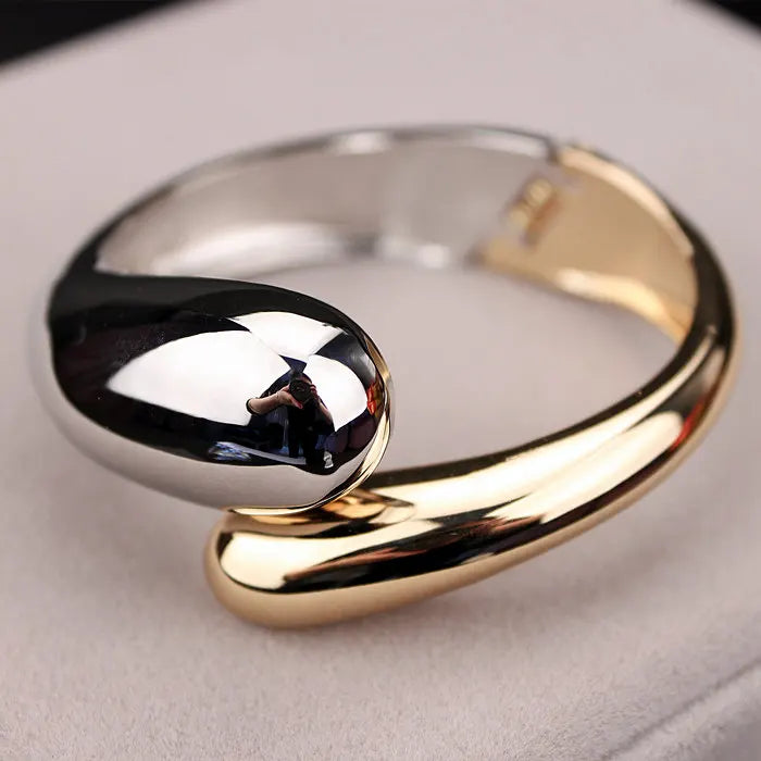 Gold Snake Bangle Bracelet for Women – Fashion Alloy Jewelry
