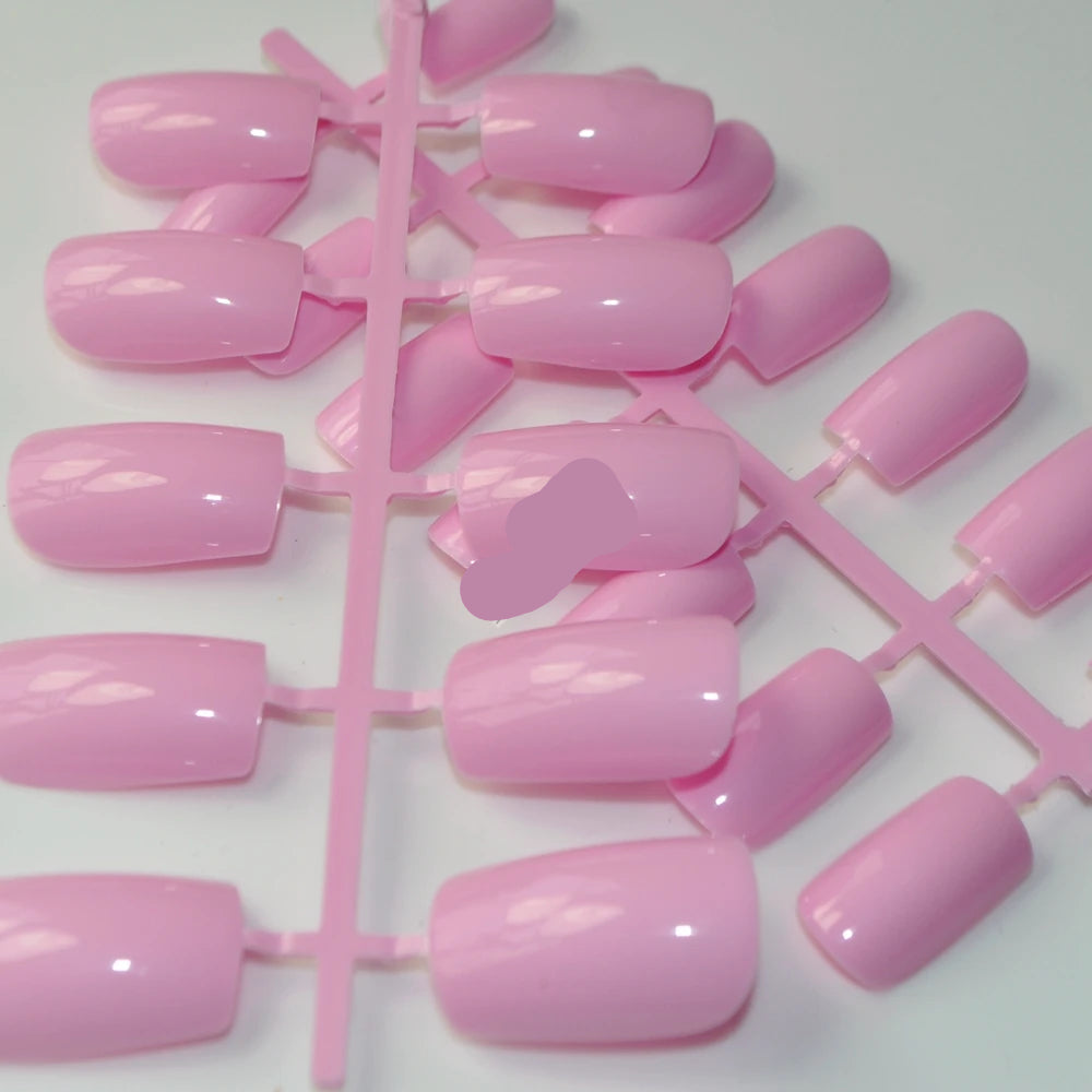 Pink nail polish samples on a display stand with 'EchiQ' branding.