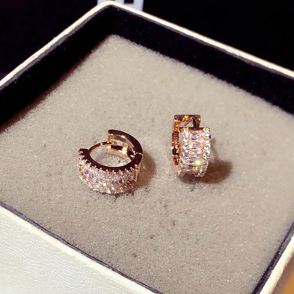 Rhinestone minimalist earrings

