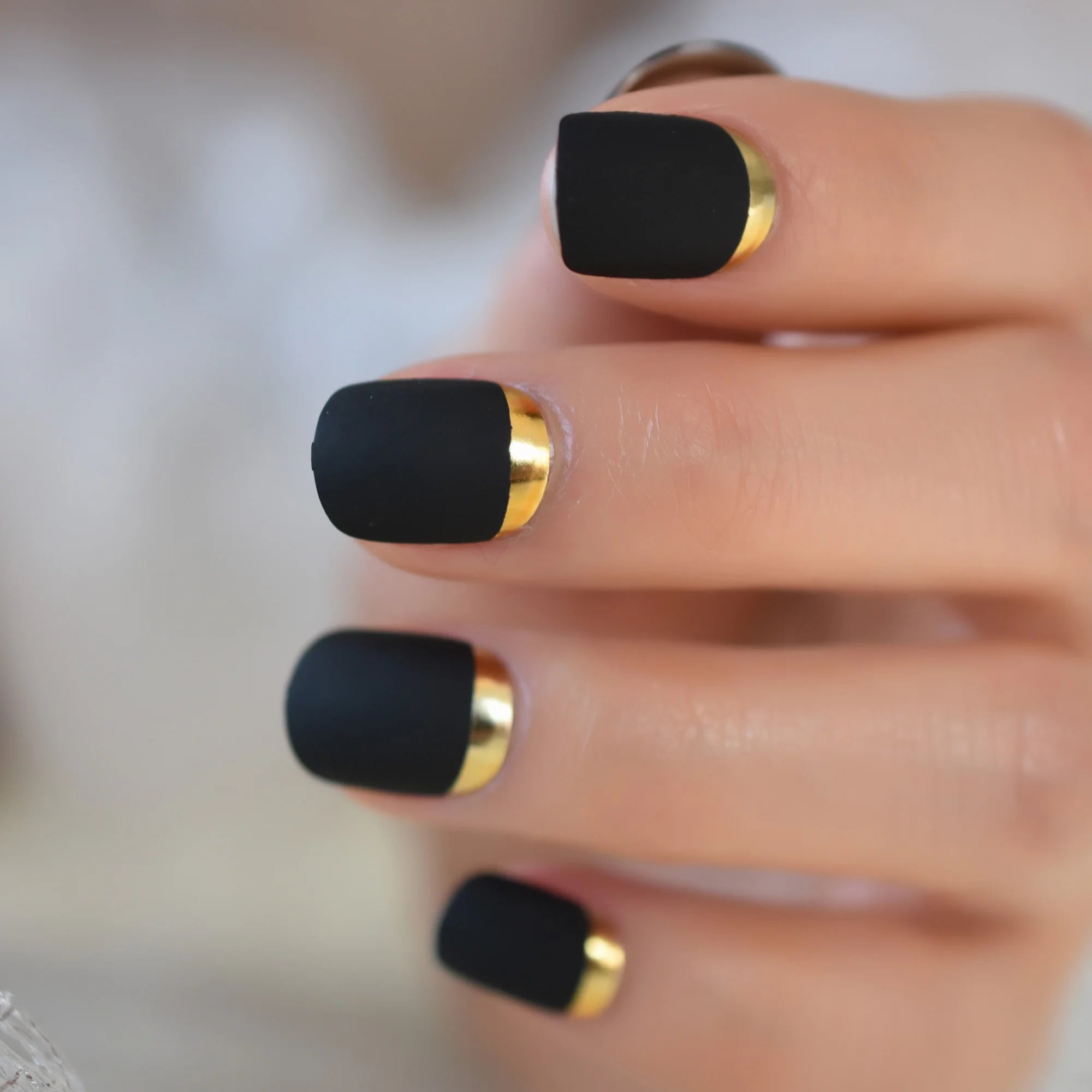 Glitter French Fake Nails – 24pcs Wearable UV False Nail Set