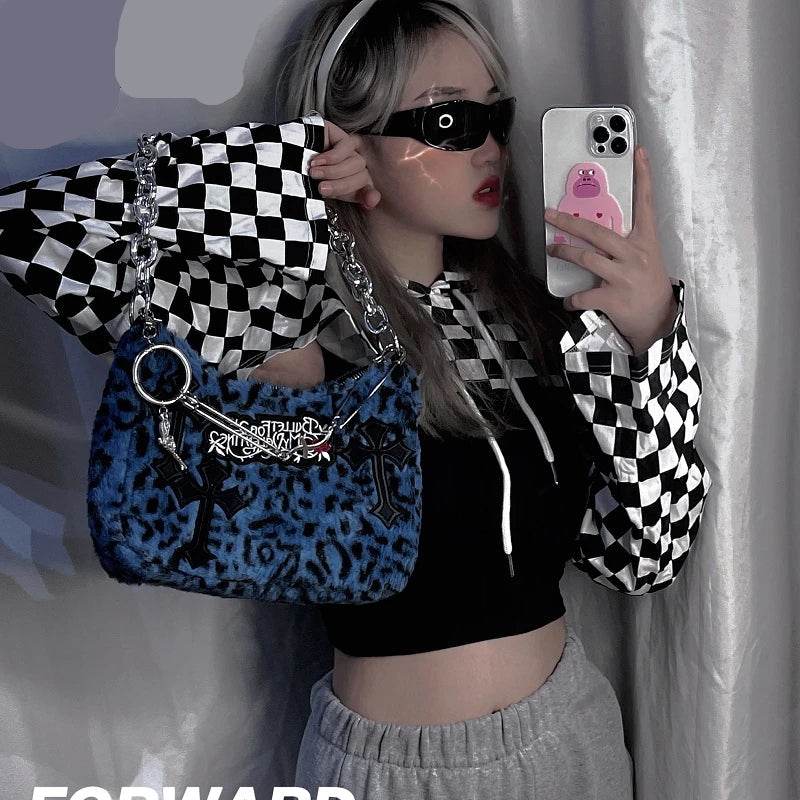 Gothic Chain Crossbody Bag: Edgy, Plush, and Perfect for the Y2K Vibe - Stylemein