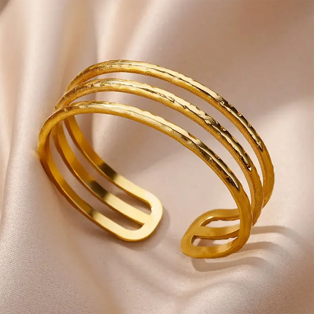 Chunky Gold Flower Cuff Bangle – Stainless Steel Wide Bracelet for Women