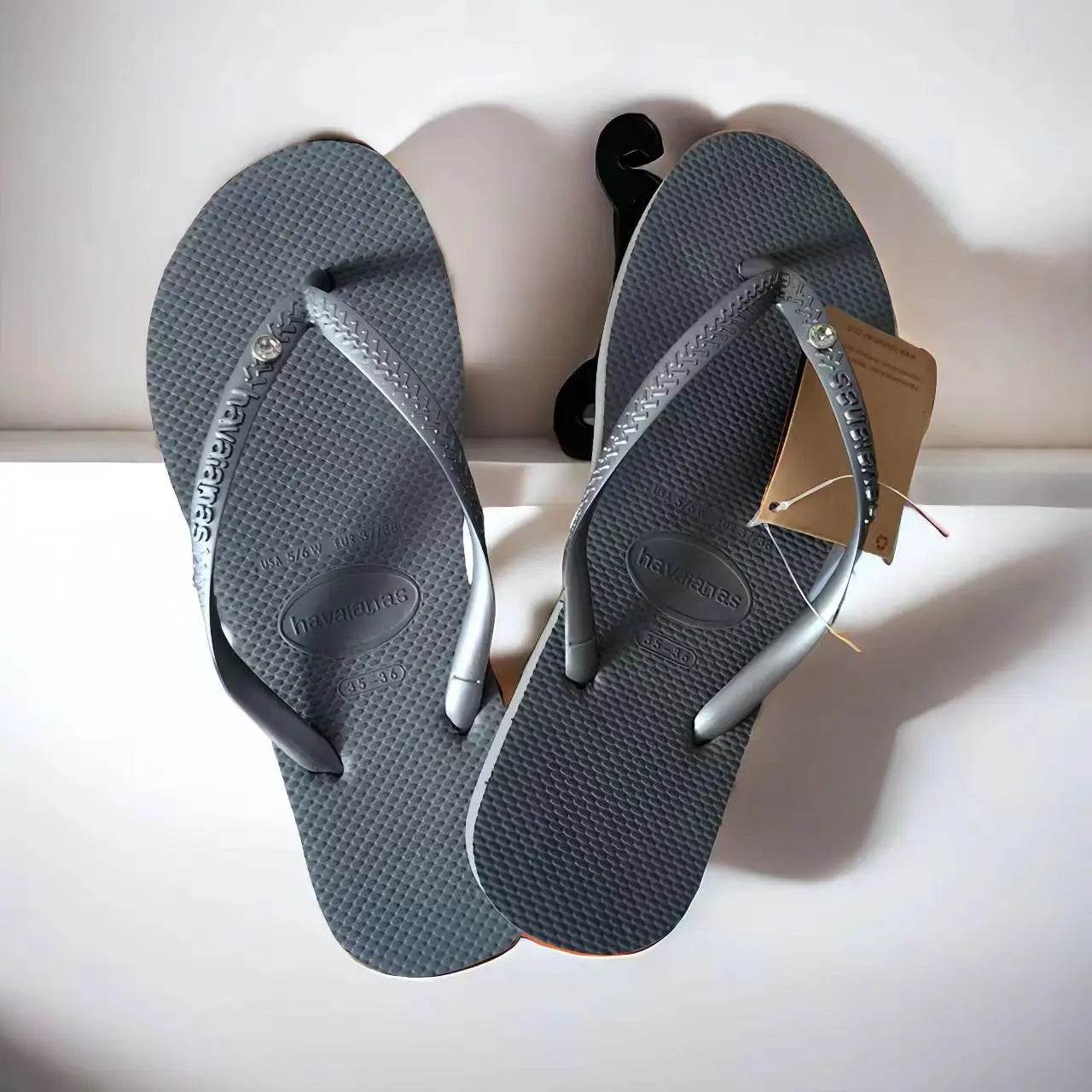Women’s Outdoor Flip-Flops – Lightweight Beach Travel Slippers - Stylemein