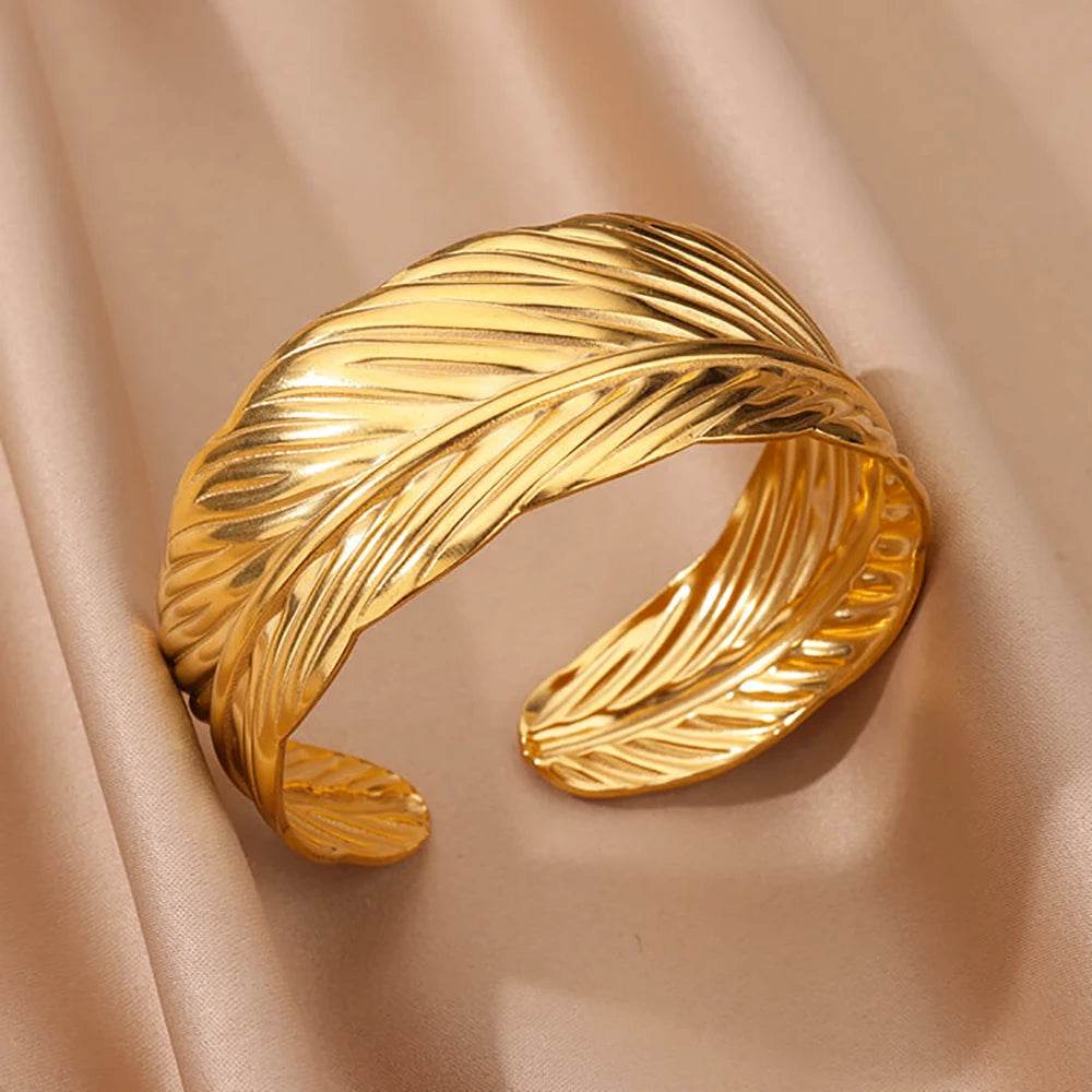 Stylemein - Chunky Gold Flower Cuff Bangle – Stainless Steel Wide Bracelet for Women