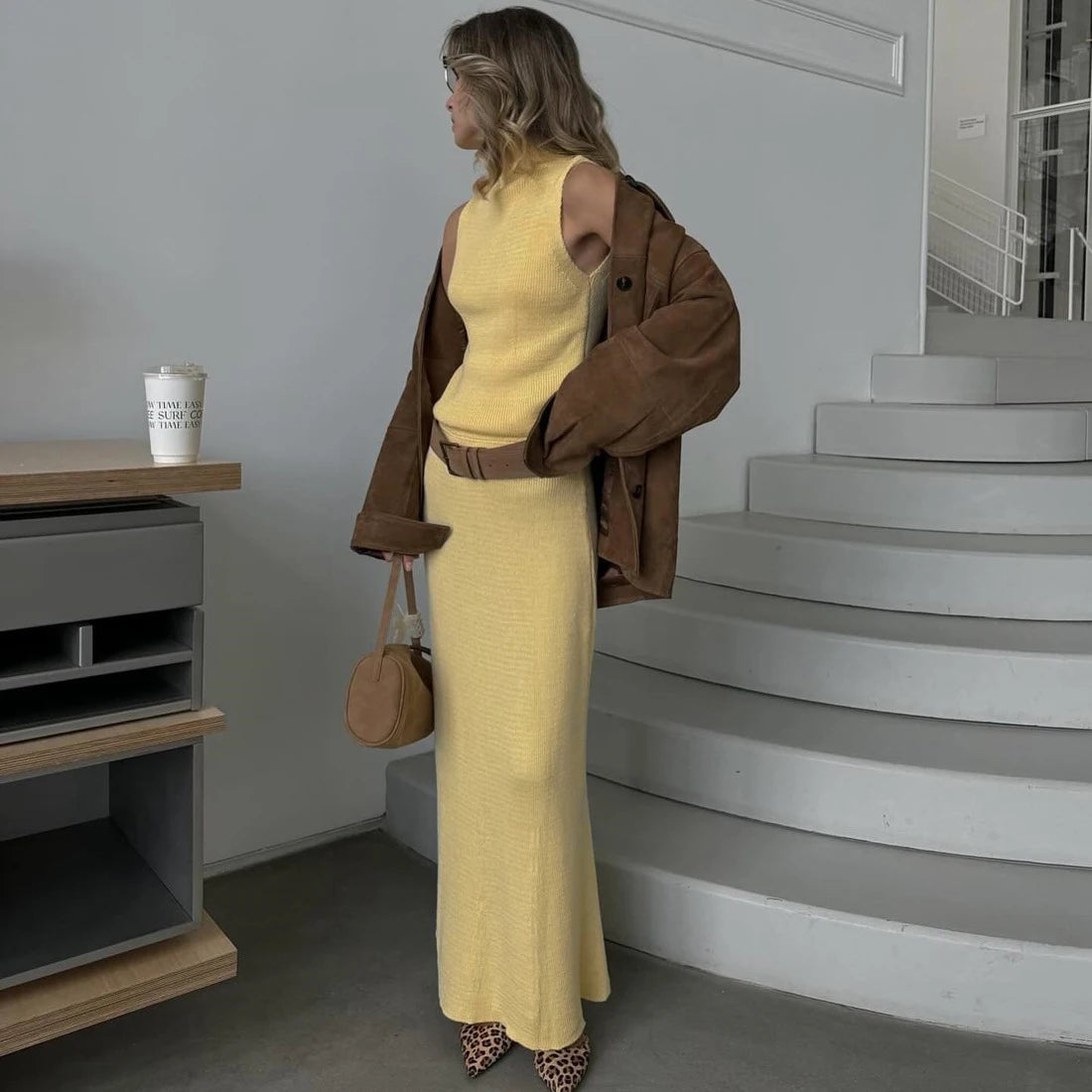 Turtleneck vest with skirt

