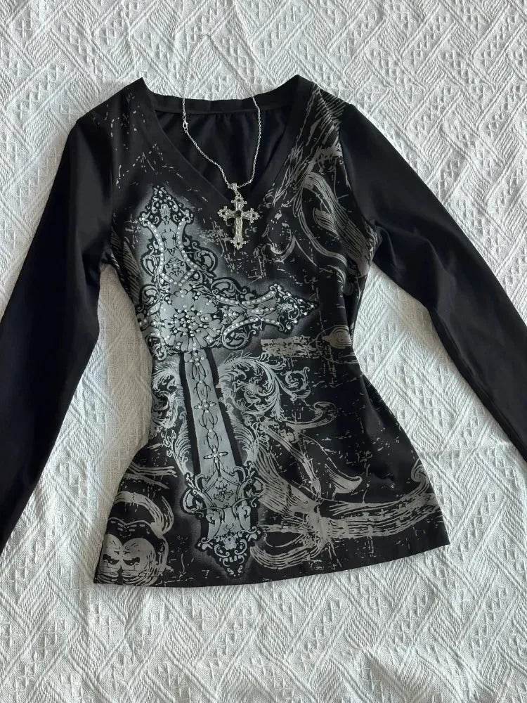 Vintage Gothic Y2K Graphic T-Shirt – Women’s Black V-Neck Cotton Tee with Punk Aesthetic - Stylemein