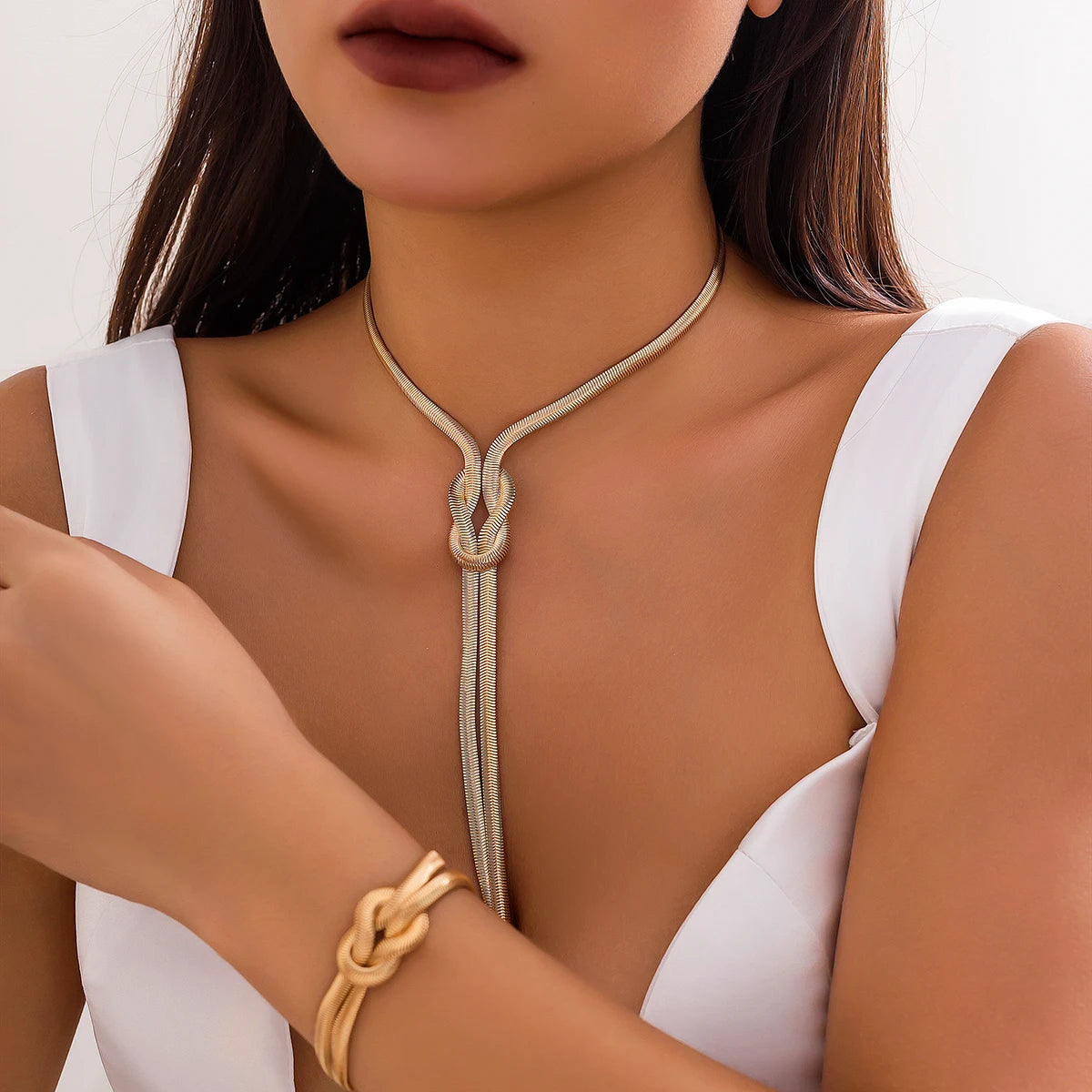 Twisted choker and bracelet

