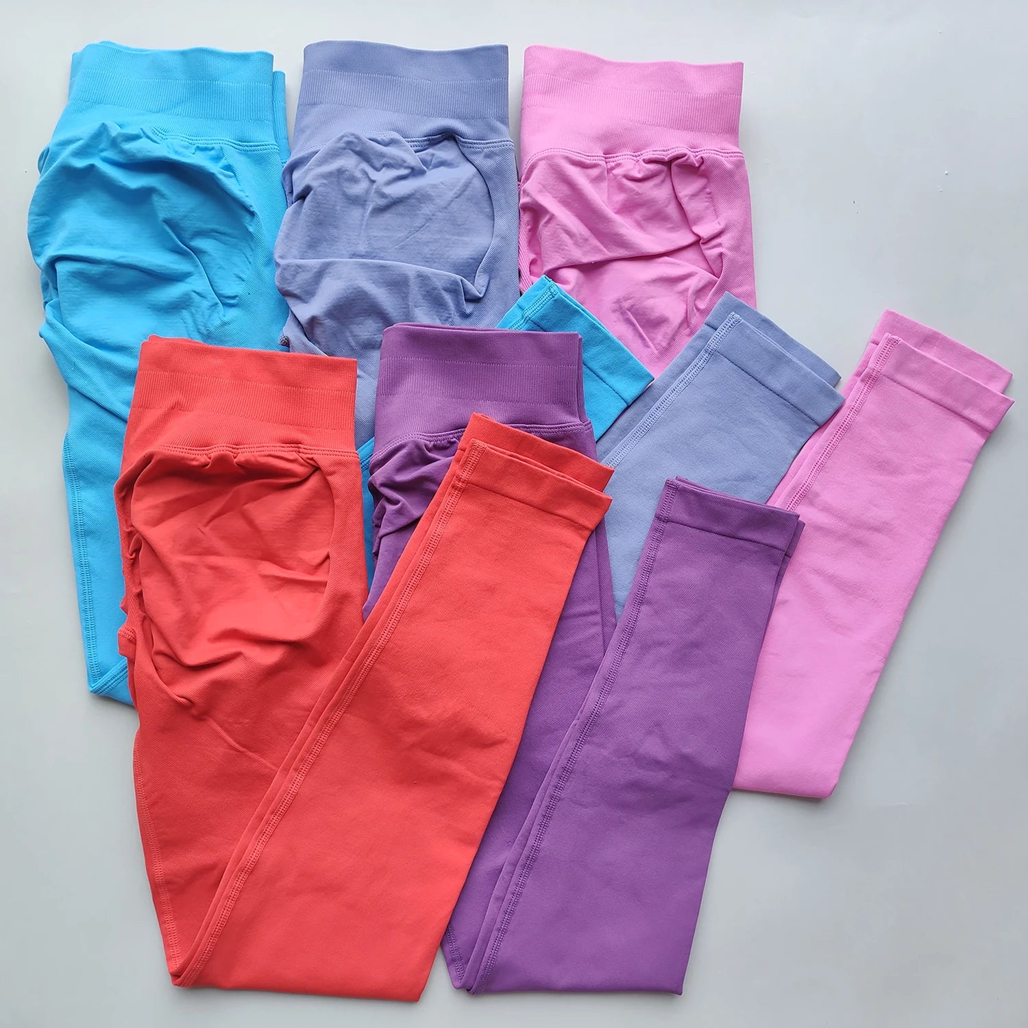 Seamless push-up yoga pants


