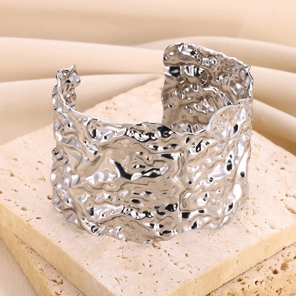 Chunky Gold Flower Cuff Bangle – Stainless Steel Wide Bracelet for Women