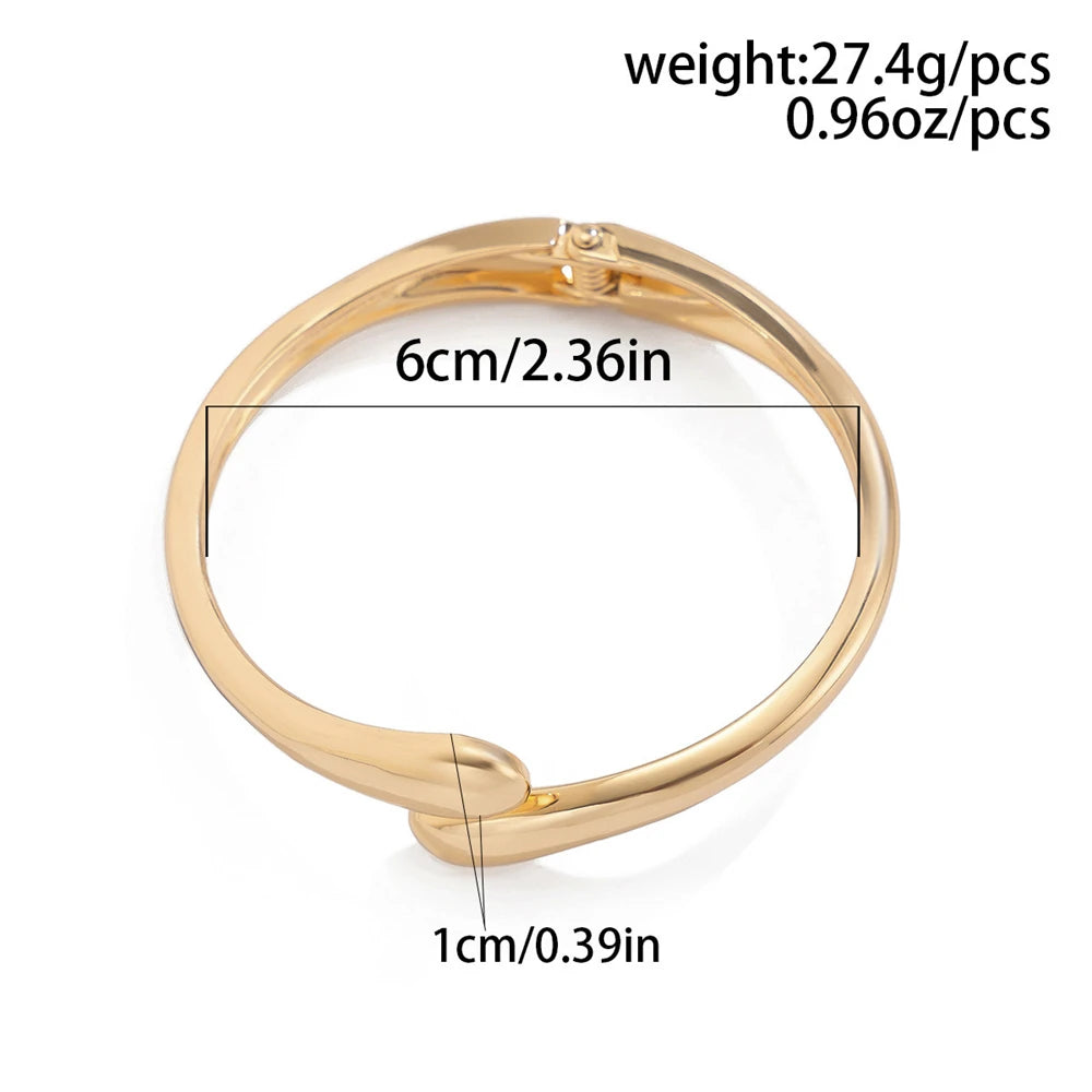 Open wrist thick bracelet

