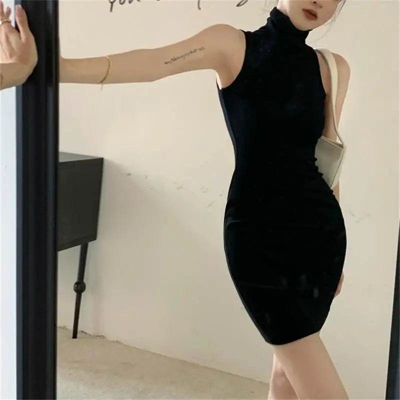 Sexy High Neck Bodycon Dress with Oversleeve & Pleated Bottom | Wrapped Hip Women’s Tight Dress - Stylemein