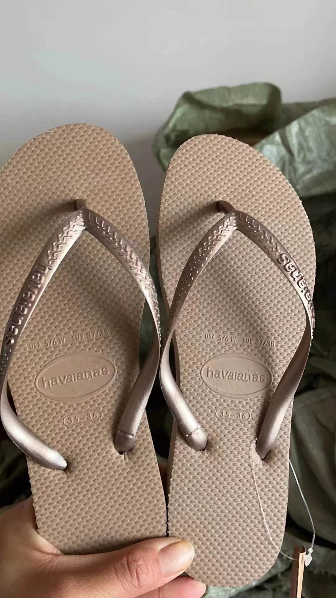 Women’s Outdoor Flip-Flops – Lightweight Beach Travel Slippers - Stylemein