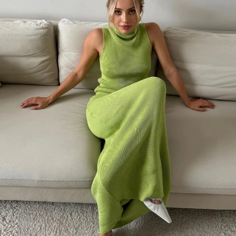 Elegant Knitted Two-Piece Set for Women – Turtleneck Vest & Slim Skirt