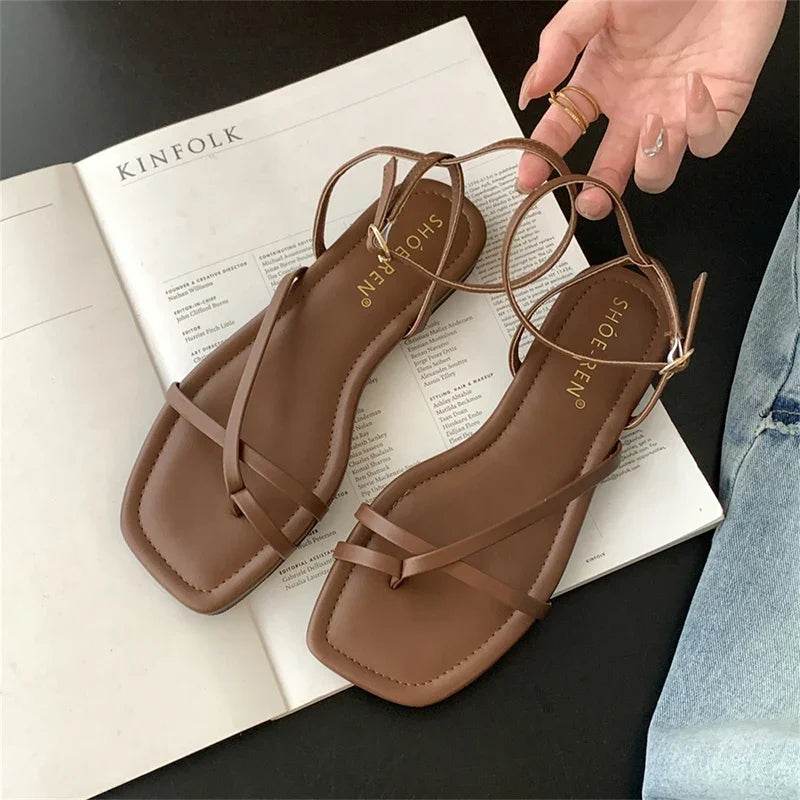 Summer Gladiator Sandals – Women’s Elegant Clip-Toe Flats with Narrow Bands - Stylemein