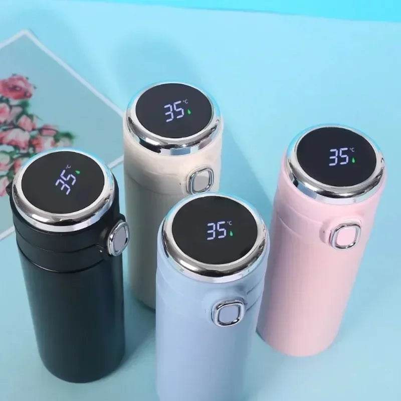 The smart thermos with the LED temperature display illuminated, showing the temperature.

