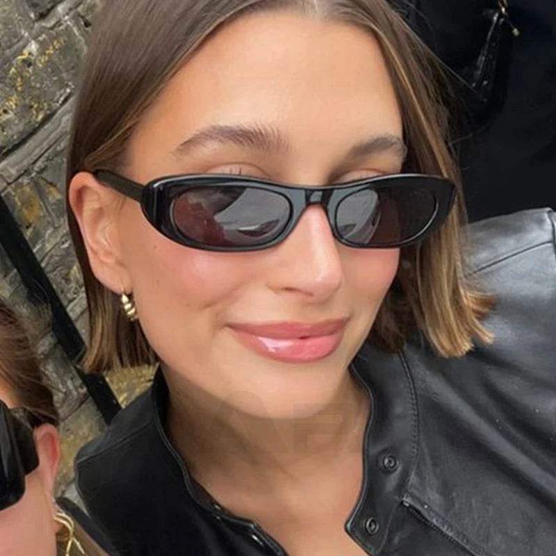 Stylemein - Women’s Retro Oval Sunglasses – Small Frame UV400 Fashion Eyewear