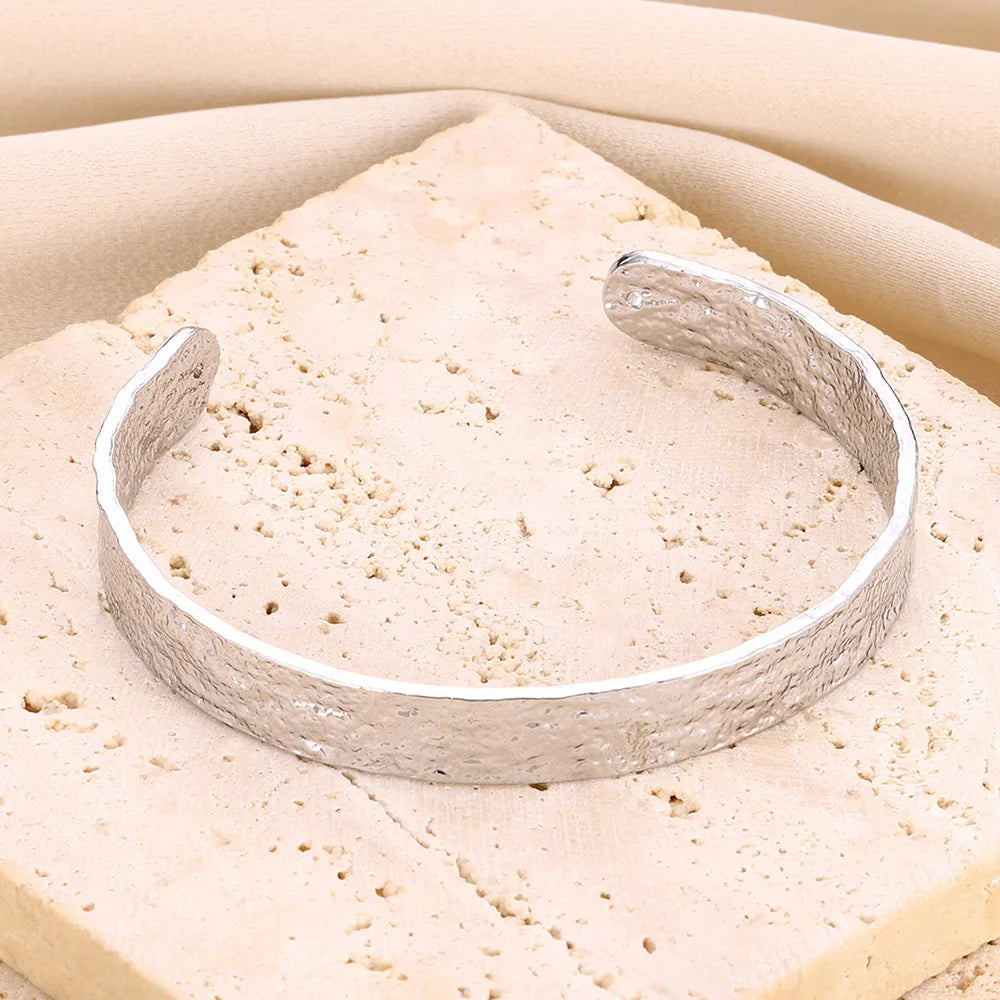 Chunky Gold Flower Cuff Bangle – Stainless Steel Wide Bracelet for Women