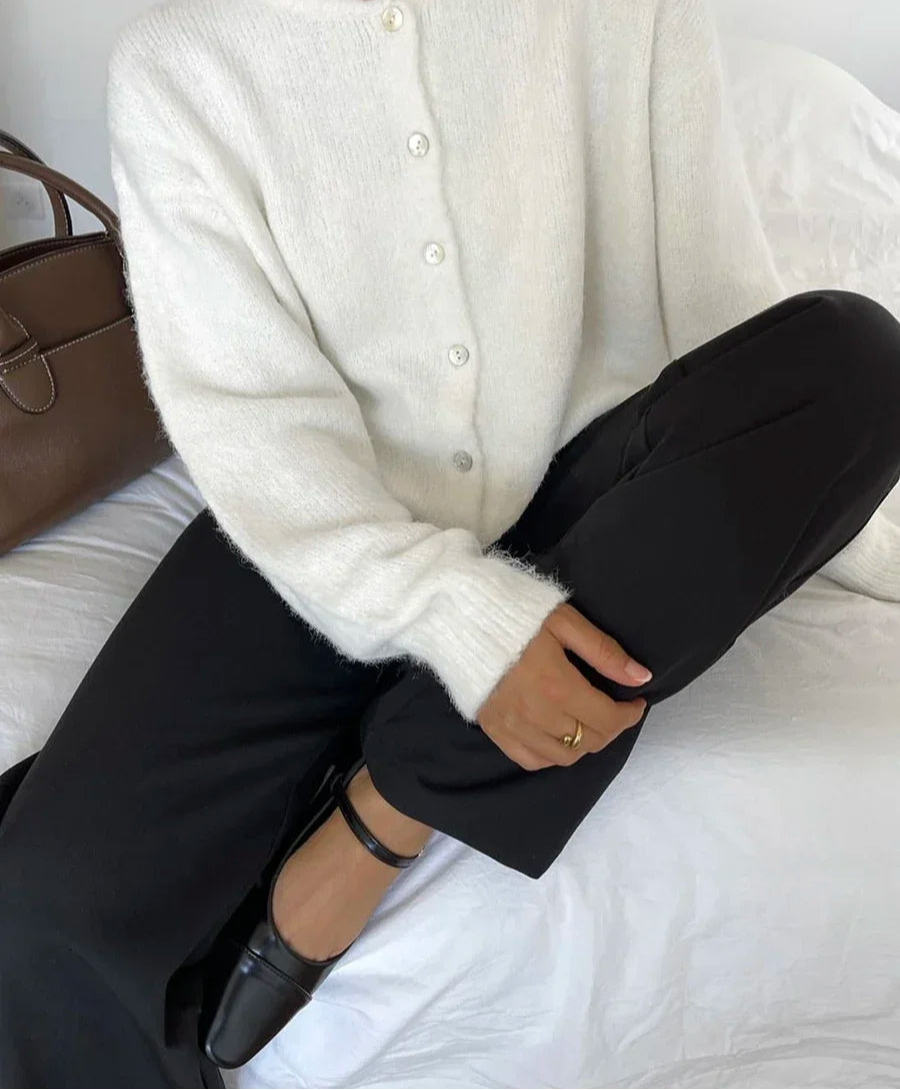 Elegant Cashmere Cardigan – Long Sleeve Knitted Casual Sweater