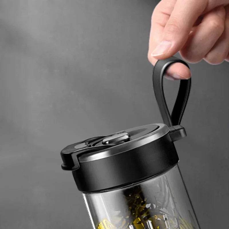 Magnetic Teacup with Tritan Water Bottle: Summer Travel Essentials - Stylemein