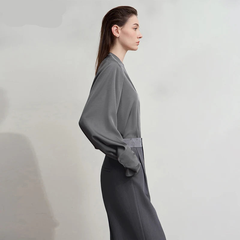 Elegant V-Neck Blouse – Loose Long Sleeve Autumn Top