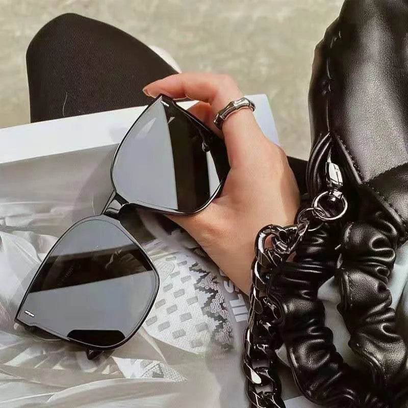 Stylemein - Korean Fashion Square Sunglasses Women Men Retro Beach Eyewear