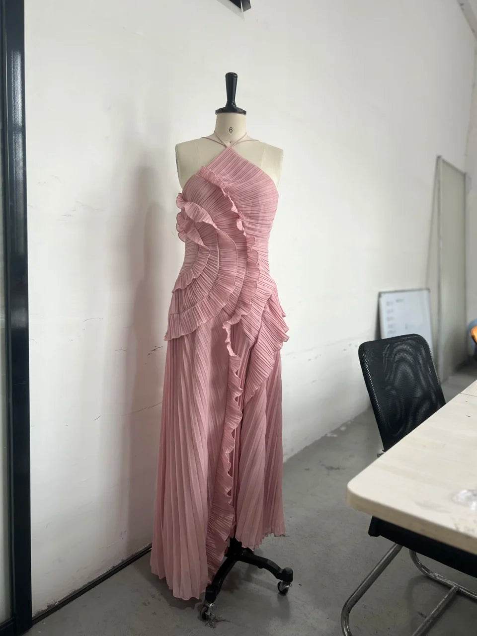 Stylemein - Elegant Purple Halter A-Line Prom Gown – Ruffled Tiered Backless Chiffon Evening Dress.