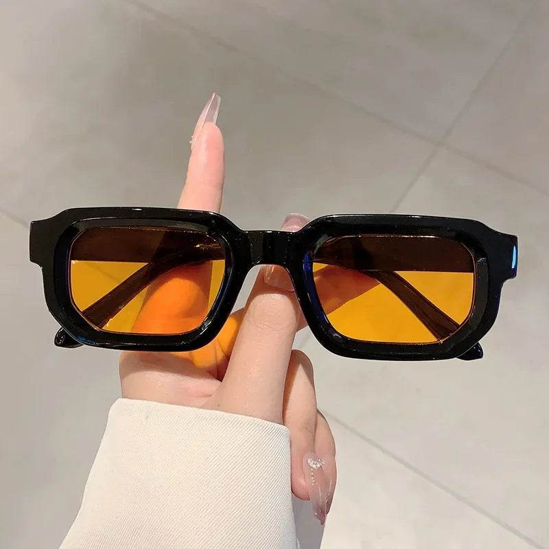 Stylemein - Vintage Rectangle Frame Sunglasses – Unisex Retro UV400 Eyewear for Fashion-Forward Men and Women