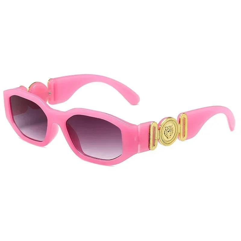 Stylemein - Retro Irregular Square Sunglasses – Small Frame UV400 Shades for Women & Men