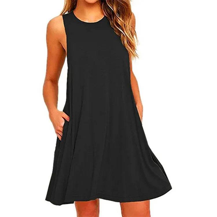 Summer Breeze: Women's Plus Size Swing T-Shirt Dress with Pockets - Your Stylish Beach Cover-Up - Stylemein