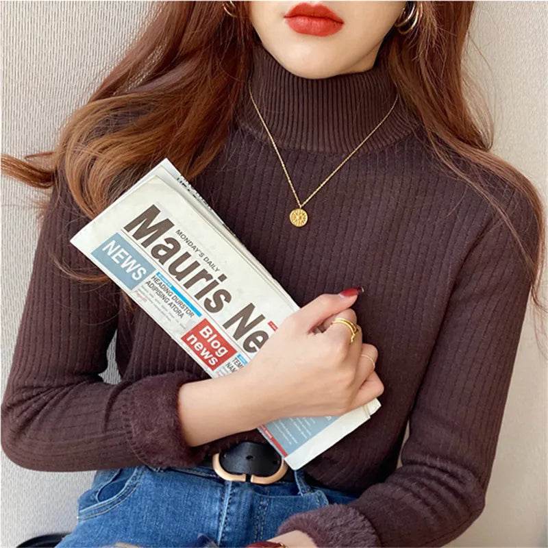 Velvet-Lined Thermal Turtleneck – Retro Red Knitted Winter Sweater - Stylemein