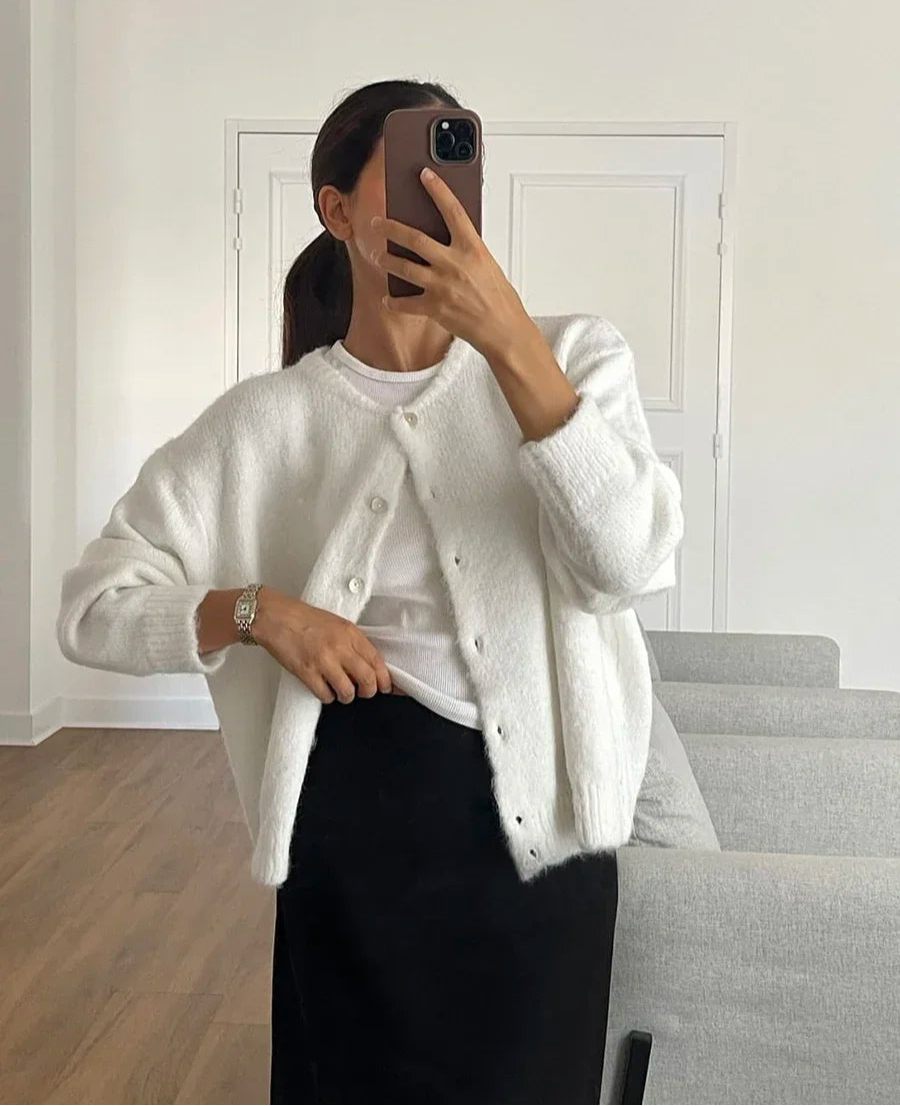 Elegant Cashmere Cardigan – Long Sleeve Knitted Casual Sweater