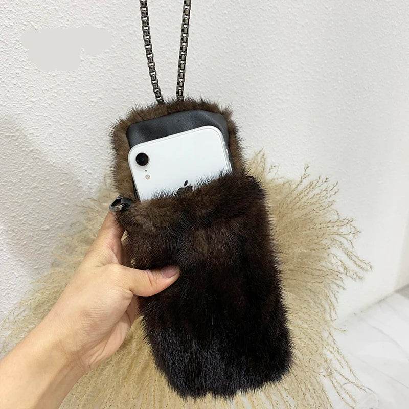Luxurious Real Mink Fur Crossbody Bag: Winter Chic for Women - Stylemein