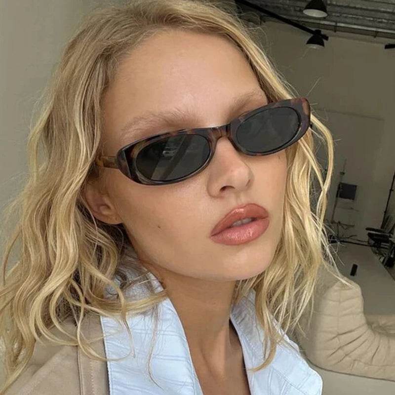 Stylemein - Women’s Retro Oval Sunglasses – Small Frame UV400 Fashion Eyewear