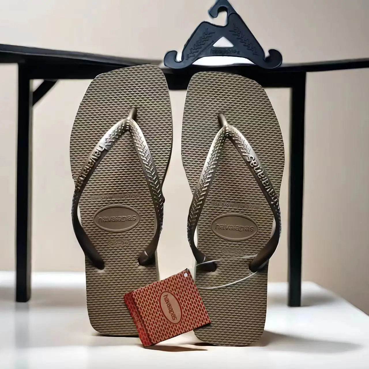 Women’s Outdoor Flip-Flops – Lightweight Beach Travel Slippers - Stylemein