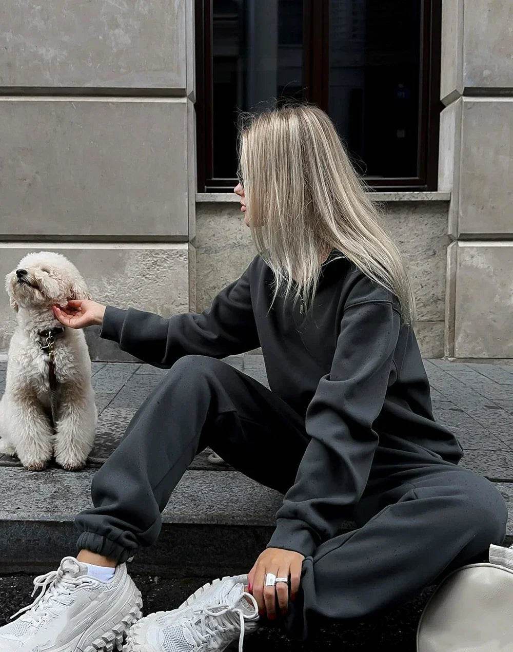 Cozy Autumn Oversized White Tracksuit: Effortless Two-Piece Cotton Sportswear - Stylemein
