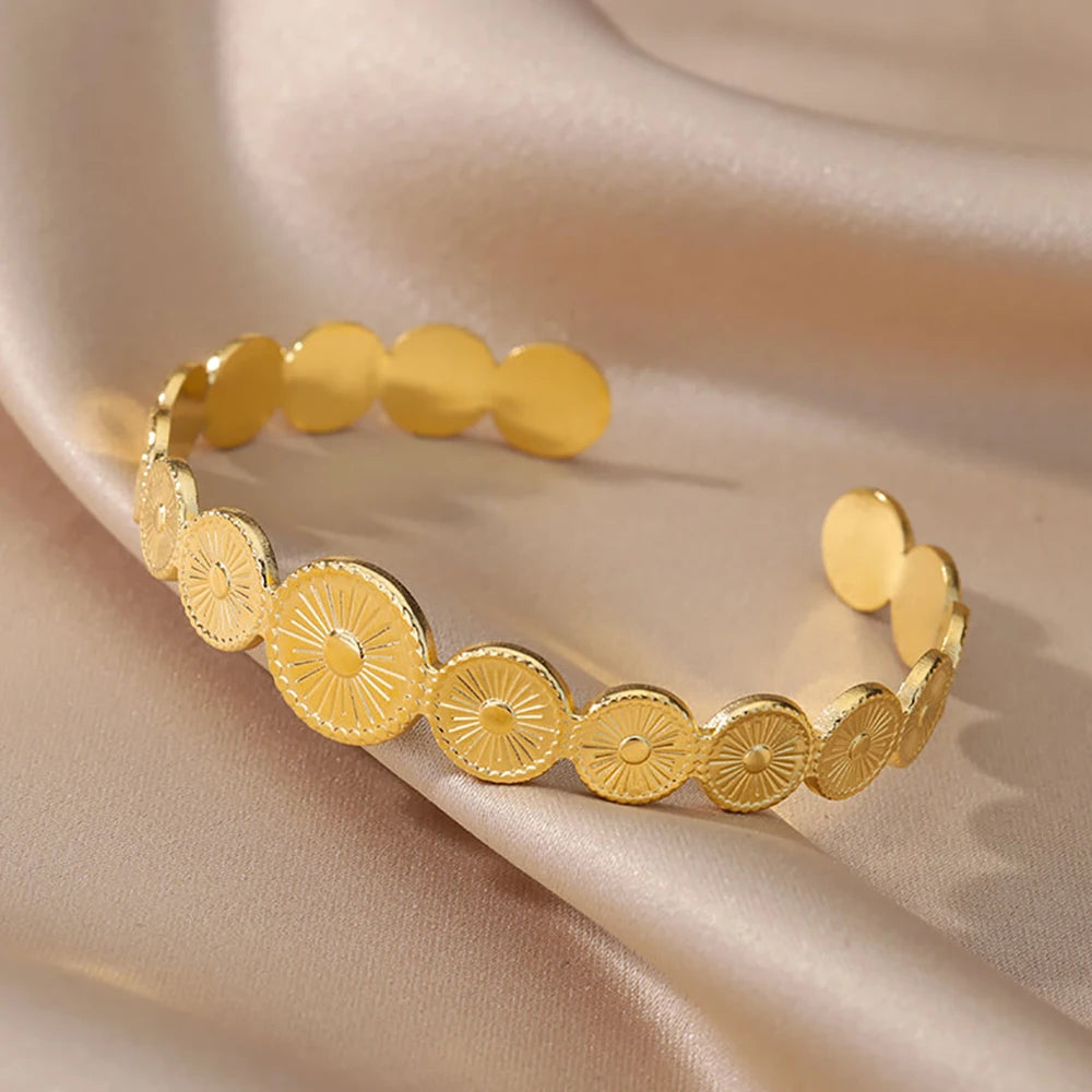 Chunky Gold Flower Cuff Bangle – Stainless Steel Wide Bracelet for Women