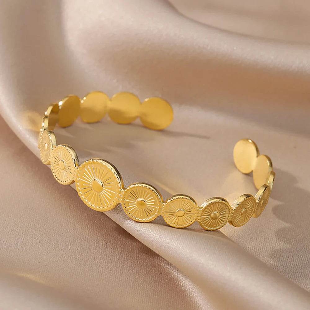 Stylemein - Chunky Gold Flower Cuff Bangle – Stainless Steel Wide Bracelet for Women