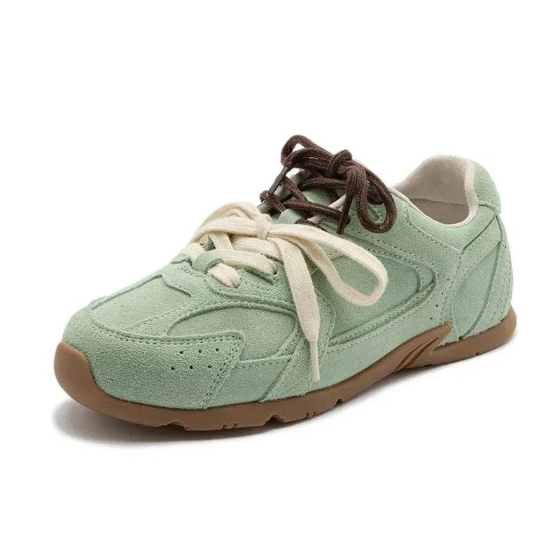 Retro German Trainers: Women's Genuine Leather Sneakers with Fur Trim - Stylemein