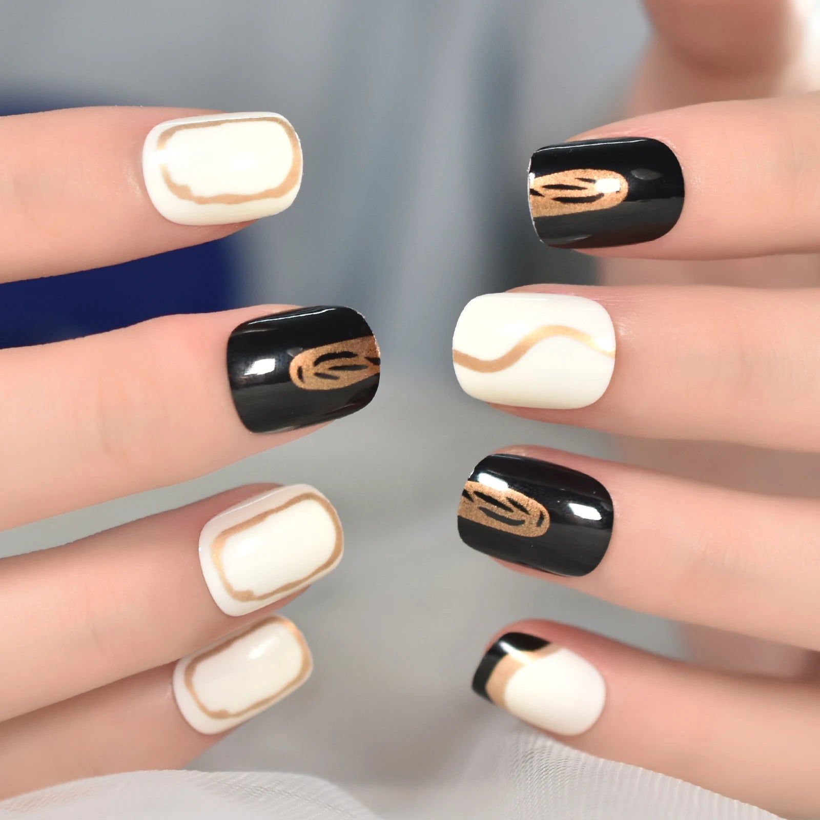 Glitter French Fake Nails – 24pcs Wearable UV False Nail Set