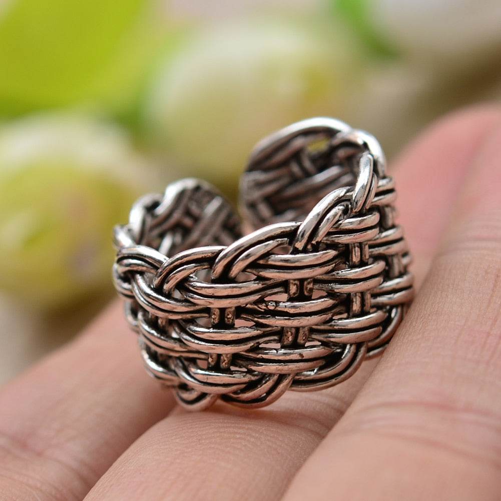 Sterling Silver Flower Ring – Trendy Floral Women’s Band - Stylemein