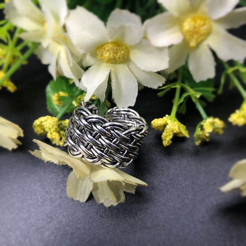 Sterling Silver Flower Ring – Trendy Floral Women’s Band - Stylemein