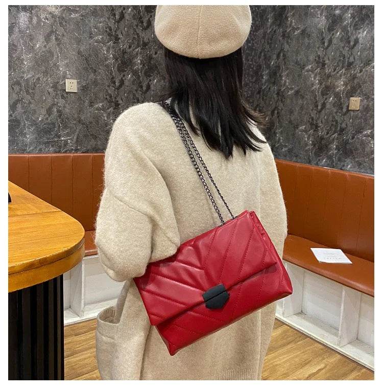 Chain Crossbody Purse | Ladies Designer Handbags | Leather Clutch - Stylemein